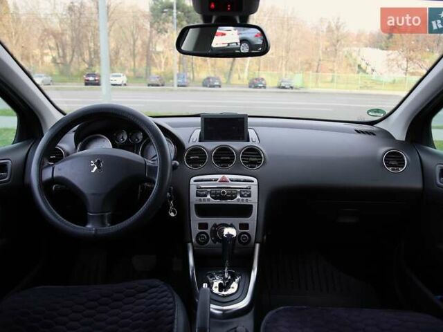 Синий Пежо 308, объемом двигателя 1.6 л и пробегом 250 тыс. км за 6000 $, фото 11 на Automoto.ua