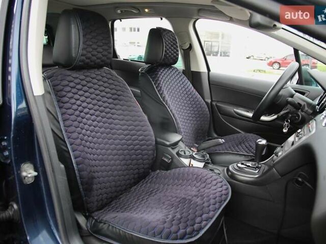 Синий Пежо 308, объемом двигателя 1.6 л и пробегом 250 тыс. км за 6000 $, фото 9 на Automoto.ua