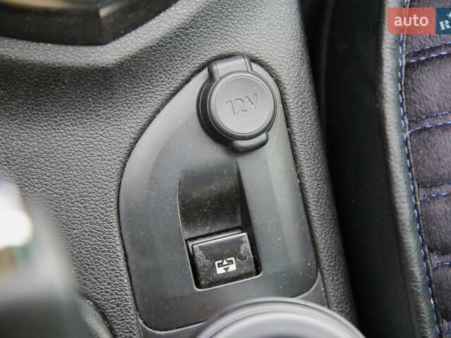 Синий Пежо 308, объемом двигателя 1.6 л и пробегом 250 тыс. км за 6000 $, фото 19 на Automoto.ua