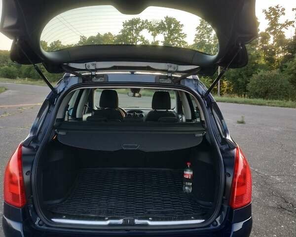 Синий Пежо 308, объемом двигателя 1.6 л и пробегом 178 тыс. км за 7000 $, фото 4 на Automoto.ua