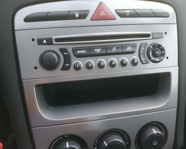 Синий Пежо 308, объемом двигателя 1.6 л и пробегом 178 тыс. км за 7000 $, фото 8 на Automoto.ua