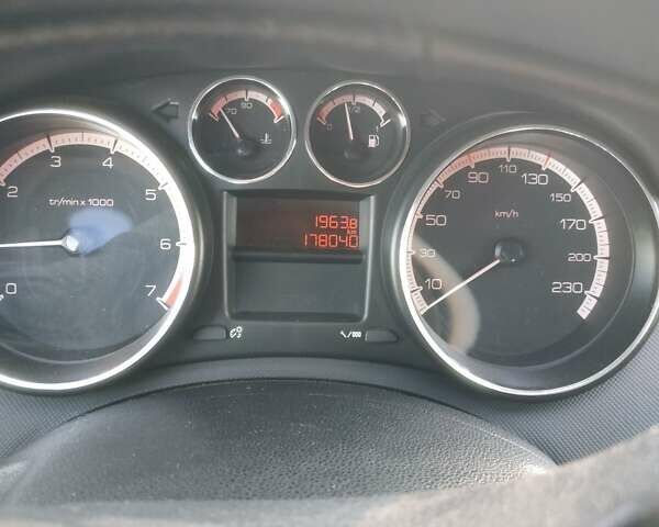 Синий Пежо 308, объемом двигателя 1.6 л и пробегом 178 тыс. км за 7000 $, фото 9 на Automoto.ua