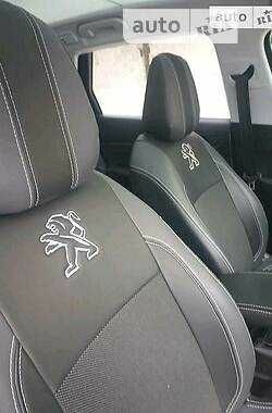 Синій Пежо 308, об'ємом двигуна 1.6 л та пробігом 225 тис. км за 9000 $, фото 5 на Automoto.ua