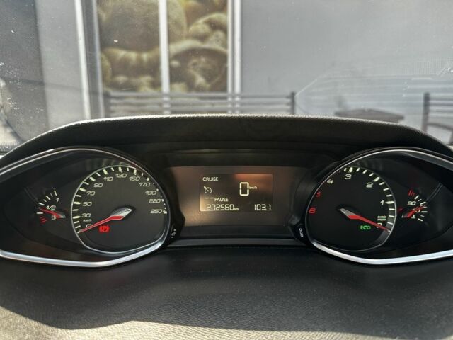 Синий Пежо 308, объемом двигателя 1.6 л и пробегом 272 тыс. км за 9200 $, фото 7 на Automoto.ua