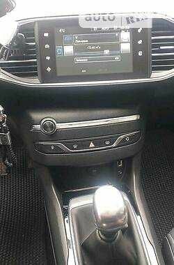 Синій Пежо 308, об'ємом двигуна 1.6 л та пробігом 225 тис. км за 9000 $, фото 6 на Automoto.ua