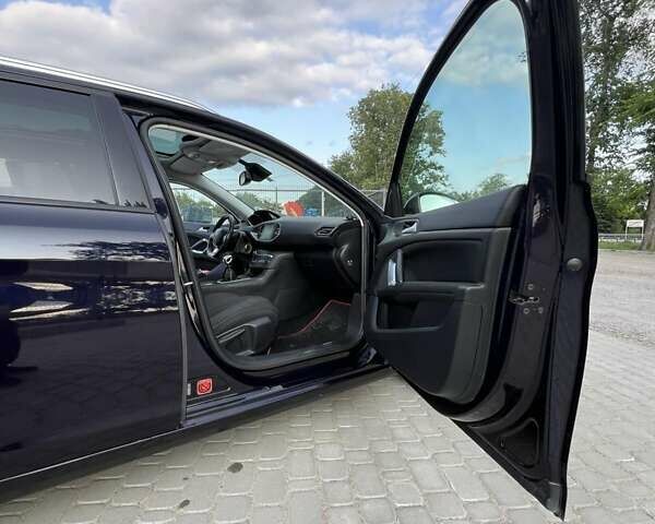 Синий Пежо 308, объемом двигателя 1.56 л и пробегом 280 тыс. км за 8000 $, фото 2 на Automoto.ua