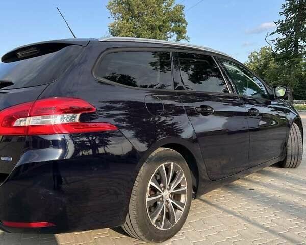 Синий Пежо 308, объемом двигателя 1.56 л и пробегом 280 тыс. км за 8000 $, фото 13 на Automoto.ua