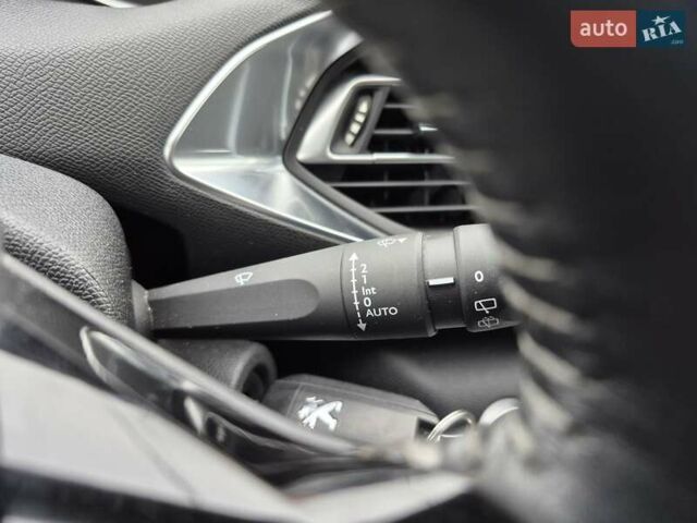 Синій Пежо 308, об'ємом двигуна 1.56 л та пробігом 273 тис. км за 8800 $, фото 10 на Automoto.ua