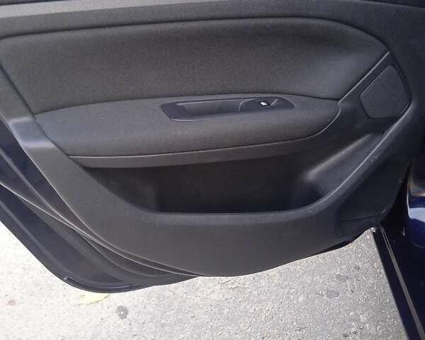 Синий Пежо 308, объемом двигателя 1.56 л и пробегом 237 тыс. км за 10500 $, фото 15 на Automoto.ua