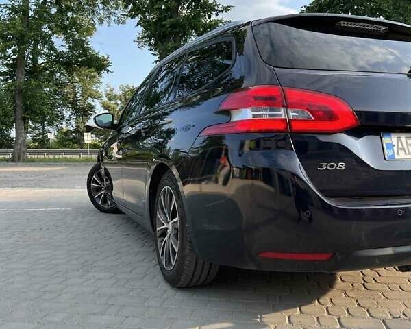 Синий Пежо 308, объемом двигателя 1.56 л и пробегом 280 тыс. км за 8000 $, фото 11 на Automoto.ua
