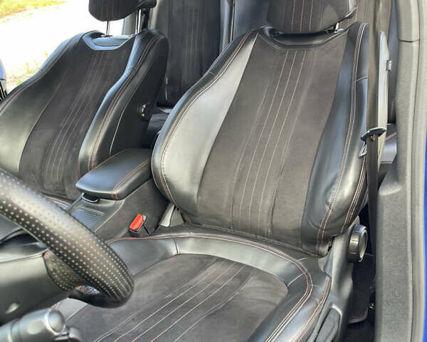 Синий Пежо 308, объемом двигателя 1.6 л и пробегом 185 тыс. км за 10999 $, фото 115 на Automoto.ua