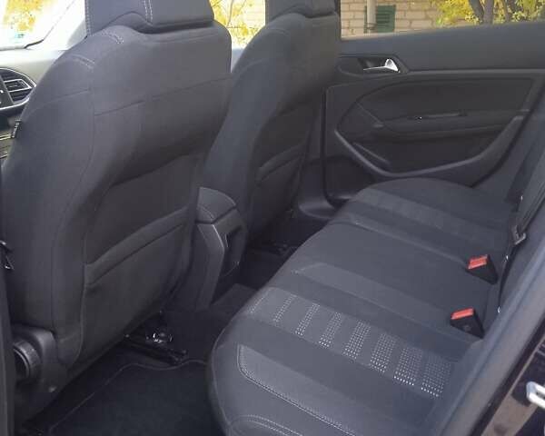 Синий Пежо 308, объемом двигателя 1.56 л и пробегом 237 тыс. км за 10500 $, фото 11 на Automoto.ua