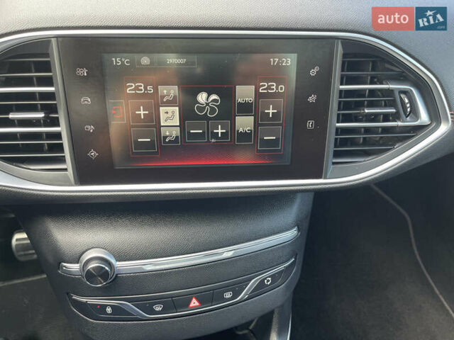 Синий Пежо 308, объемом двигателя 1.6 л и пробегом 185 тыс. км за 10999 $, фото 85 на Automoto.ua