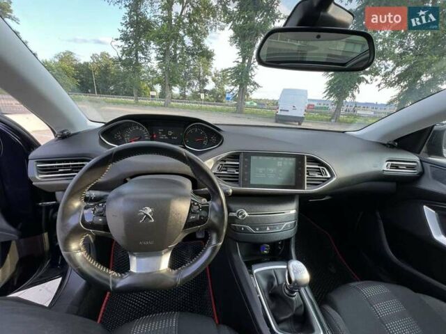 Синий Пежо 308, объемом двигателя 1.56 л и пробегом 280 тыс. км за 8000 $, фото 10 на Automoto.ua