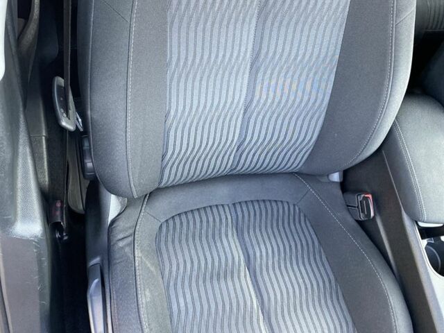 Синий Пежо 308, объемом двигателя 1.6 л и пробегом 285 тыс. км за 7300 $, фото 22 на Automoto.ua