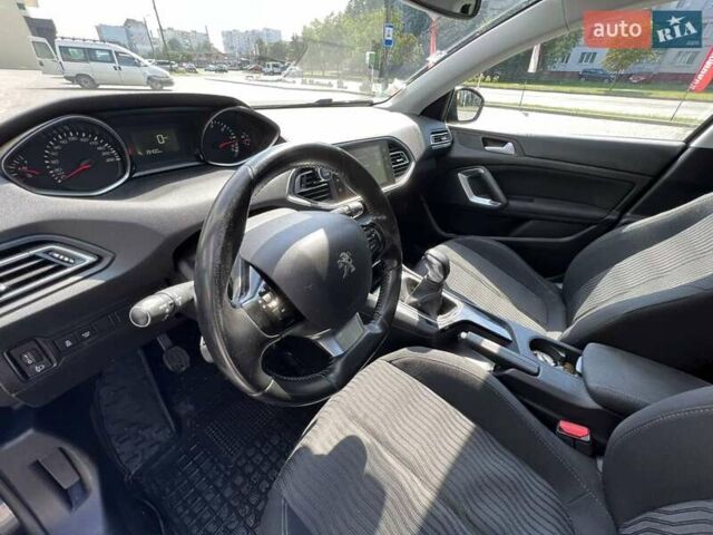 Синій Пежо 308, об'ємом двигуна 1.6 л та пробігом 165 тис. км за 8900 $, фото 5 на Automoto.ua