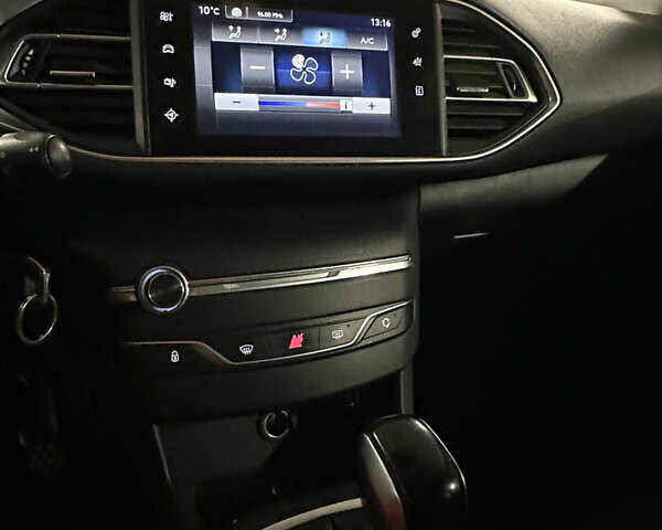 Синий Пежо 308, объемом двигателя 1.56 л и пробегом 256 тыс. км за 5950 $, фото 17 на Automoto.ua