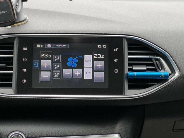 Синий Пежо 308, объемом двигателя 1.6 л и пробегом 221 тыс. км за 11000 $, фото 15 на Automoto.ua