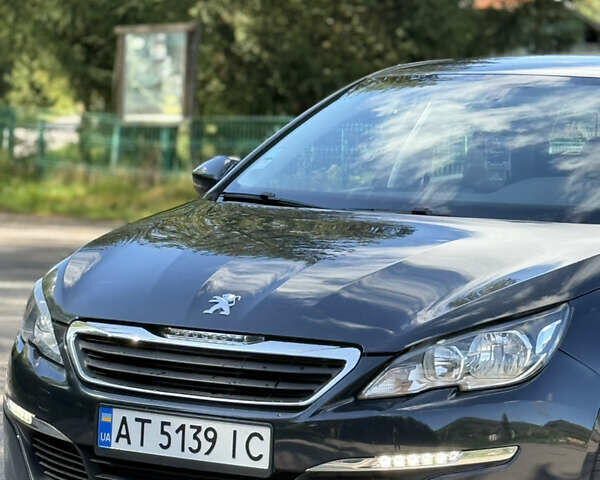 Синий Пежо 308, объемом двигателя 1.56 л и пробегом 218 тыс. км за 9600 $, фото 5 на Automoto.ua
