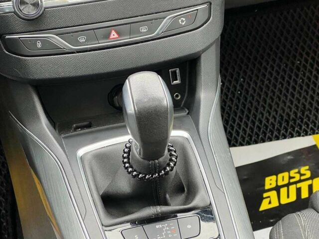 Синий Пежо 308, объемом двигателя 1.6 л и пробегом 221 тыс. км за 11000 $, фото 14 на Automoto.ua