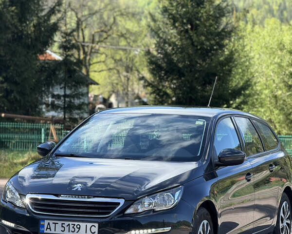 Синий Пежо 308, объемом двигателя 1.56 л и пробегом 218 тыс. км за 9600 $, фото 10 на Automoto.ua