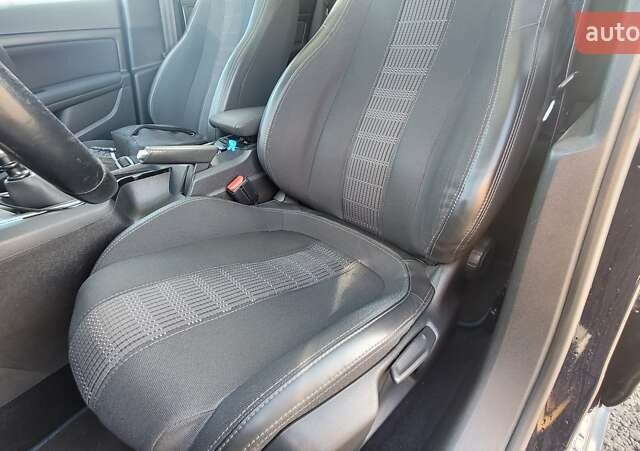 Синий Пежо 308, объемом двигателя 1.6 л и пробегом 298 тыс. км за 10500 $, фото 23 на Automoto.ua