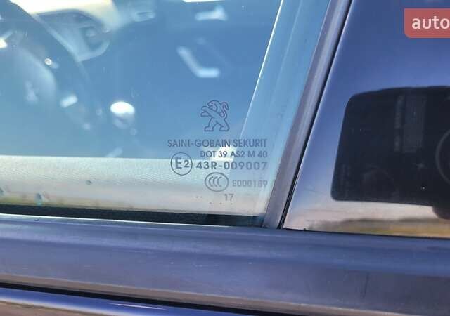 Синий Пежо 308, объемом двигателя 1.6 л и пробегом 298 тыс. км за 10500 $, фото 13 на Automoto.ua