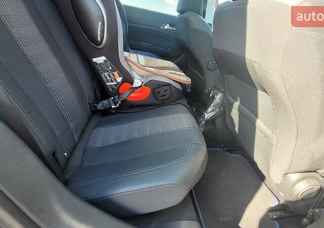 Синий Пежо 308, объемом двигателя 1.6 л и пробегом 298 тыс. км за 10500 $, фото 25 на Automoto.ua