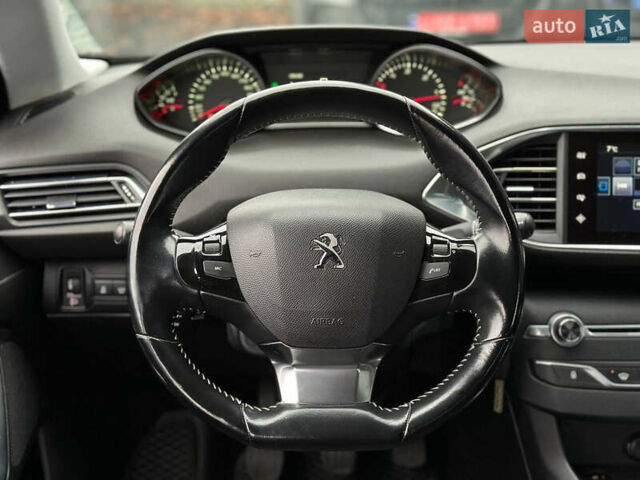 Синій Пежо 308, об'ємом двигуна 1.56 л та пробігом 196 тис. км за 9500 $, фото 14 на Automoto.ua