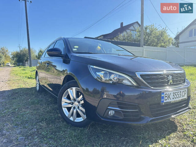 Синий Пежо 308, объемом двигателя 1.5 л и пробегом 240 тыс. км за 12300 $, фото 2 на Automoto.ua