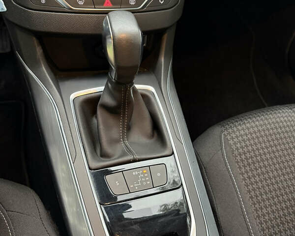 Синий Пежо 308, объемом двигателя 1.5 л и пробегом 173 тыс. км за 12499 $, фото 32 на Automoto.ua