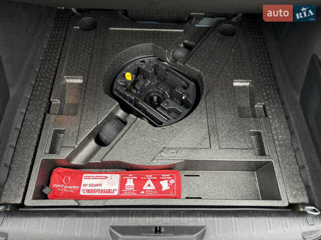 Синій Пежо 308, об'ємом двигуна 1.5 л та пробігом 163 тис. км за 12800 $, фото 54 на Automoto.ua