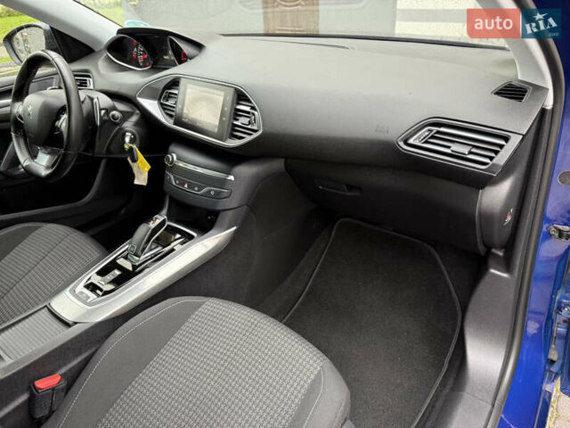 Синий Пежо 308, объемом двигателя 1.5 л и пробегом 163 тыс. км за 12799 $, фото 42 на Automoto.ua