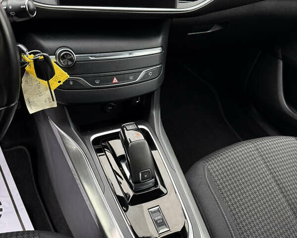 Синий Пежо 308, объемом двигателя 1.5 л и пробегом 163 тыс. км за 12900 $, фото 28 на Automoto.ua