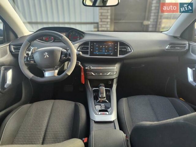 Синий Пежо 308, объемом двигателя 1.5 л и пробегом 98 тыс. км за 15000 $, фото 14 на Automoto.ua