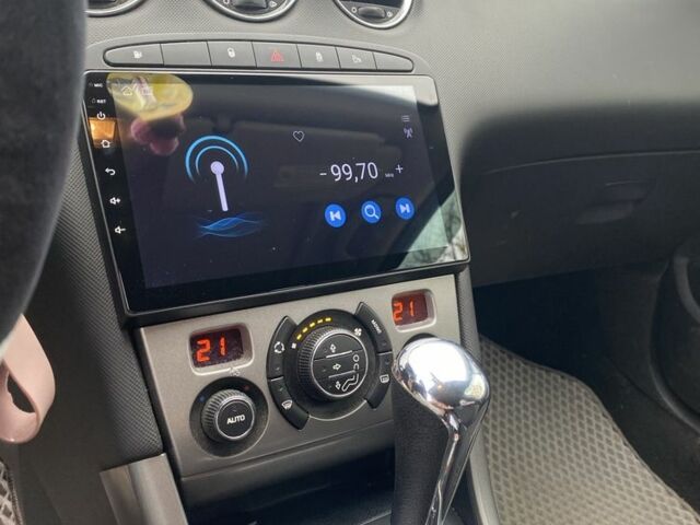 Зелений Пежо 308, об'ємом двигуна 1.6 л та пробігом 216 тис. км за 4500 $, фото 11 на Automoto.ua