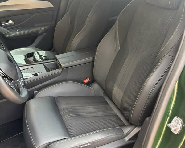 Зеленый Пежо 308, объемом двигателя 1.5 л и пробегом 19 тыс. км за 27500 $, фото 9 на Automoto.ua