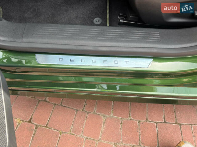 Зеленый Пежо 308, объемом двигателя 1.5 л и пробегом 19 тыс. км за 27500 $, фото 12 на Automoto.ua