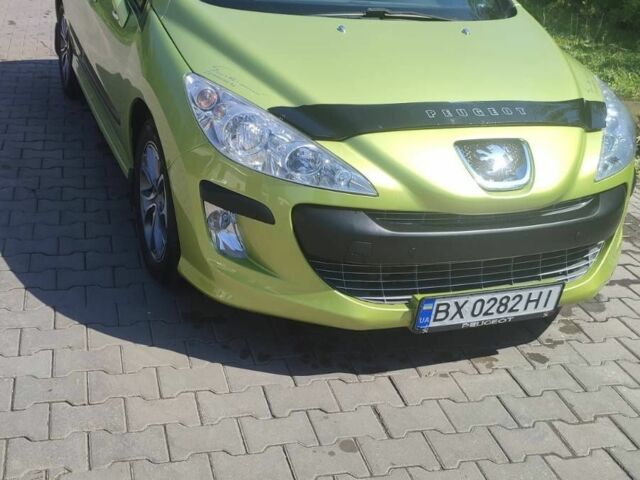 Зеленый Пежо 308, объемом двигателя 1.6 л и пробегом 80 тыс. км за 5500 $, фото 1 на Automoto.ua