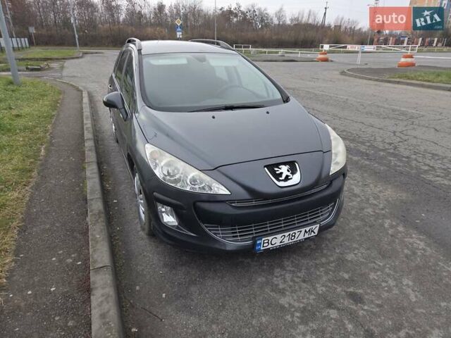 Зеленый Пежо 308, объемом двигателя 1.4 л и пробегом 190 тыс. км за 4450 $, фото 3 на Automoto.ua