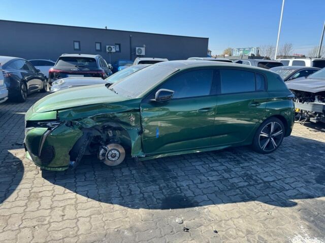 Зеленый Пежо 308, объемом двигателя 1.5 л и пробегом 18 тыс. км за 18300 $, фото 2 на Automoto.ua