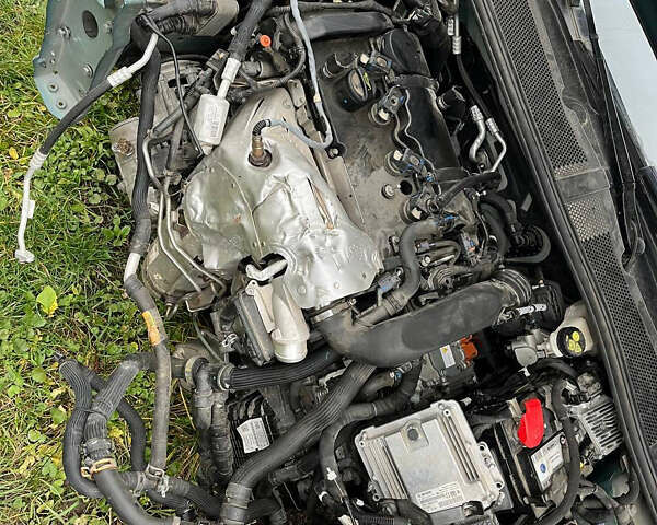 Зелений Пежо 308, об'ємом двигуна 1.6 л та пробігом 35 тис. км за 9999 $, фото 17 на Automoto.ua