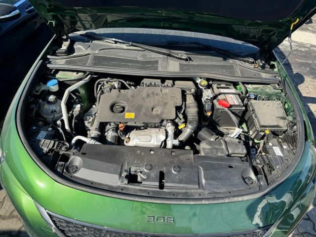 Зеленый Пежо 308, объемом двигателя 1.5 л и пробегом 18 тыс. км за 18300 $, фото 21 на Automoto.ua