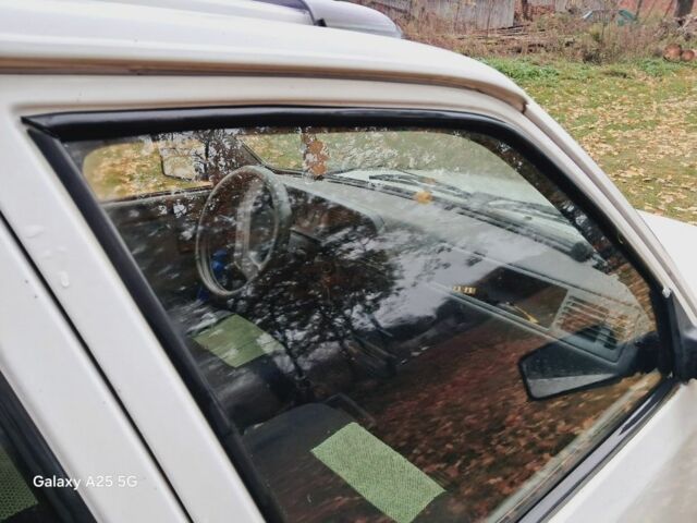 Белый Пежо 309, объемом двигателя 0 л и пробегом 300 тыс. км за 800 $, фото 4 на Automoto.ua