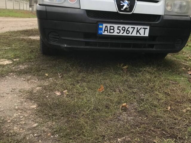Пежо 309 2004 у Ямпіль на Automoto.ua Білий Пежо 309, об'ємом двигуна 2 л та пробігом 260 тис. км за 4000 $, фото 1 на Automoto.ua