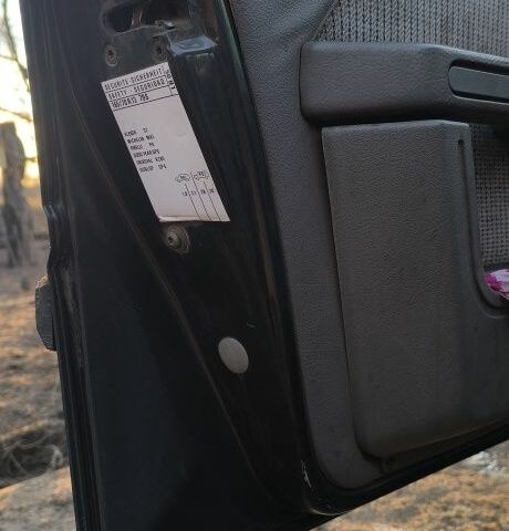 Черный Пежо 309, объемом двигателя 1.4 л и пробегом 89 тыс. км за 300 $, фото 4 на Automoto.ua