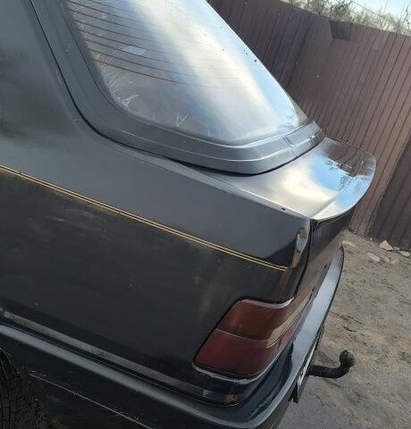 Черный Пежо 309, объемом двигателя 1.4 л и пробегом 89 тыс. км за 300 $, фото 2 на Automoto.ua