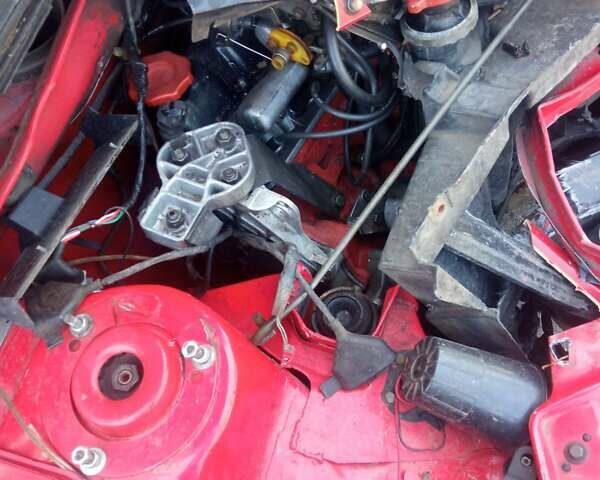 Червоний Пежо 309, об'ємом двигуна 1.3 л та пробігом 244 тис. км за 939 $, фото 6 на Automoto.ua