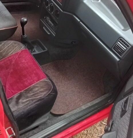 Пежо 309 1992 в Сумах на Automoto.ua Красный Пежо 309, объемом двигателя 1 л и пробегом 230 тыс. км за 797 $, фото 9 на Automoto.ua