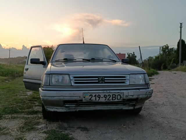Пежо 309 1987 у Луцьку на Automoto.ua Сірий Пежо 309, об'ємом двигуна 0 л та пробігом 1 тис. км за 618 $, фото 5 на Automoto.ua